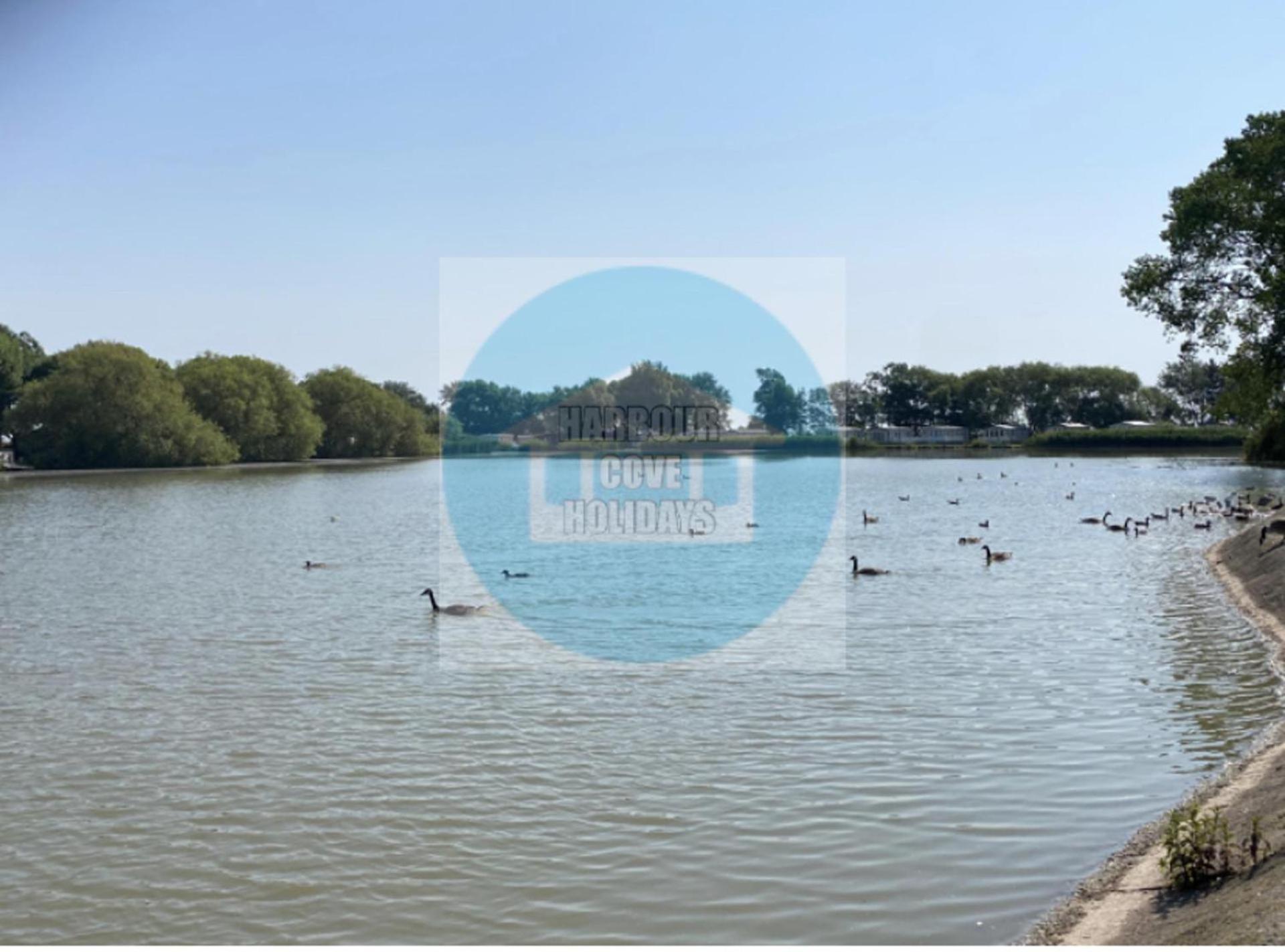 Affordable Caravan Holidays Butlins Minehead Exterior photo