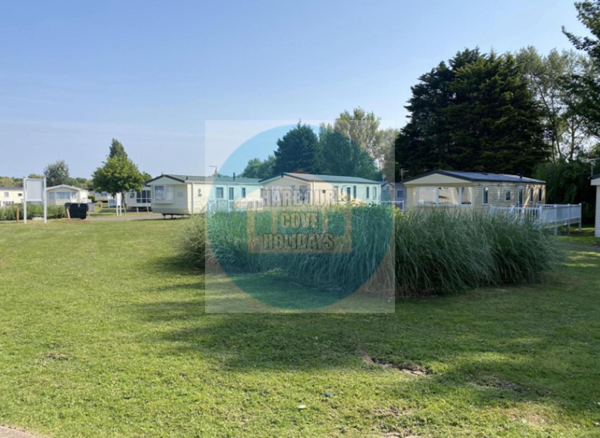 Affordable Caravan Holidays Butlins Minehead Exterior photo